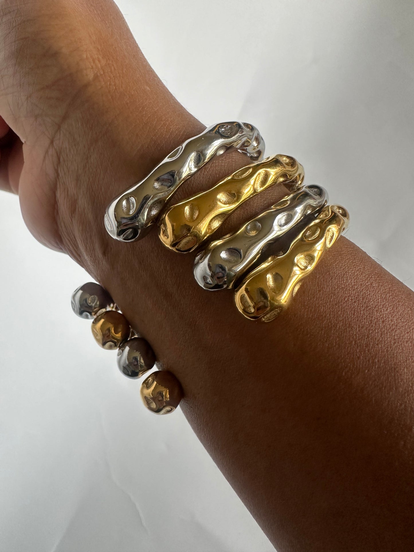 KM C Cuff - Silver