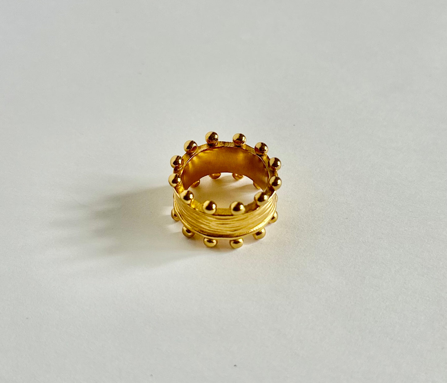 KM Krowned Ring