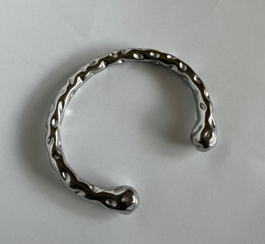 KM C Bangle